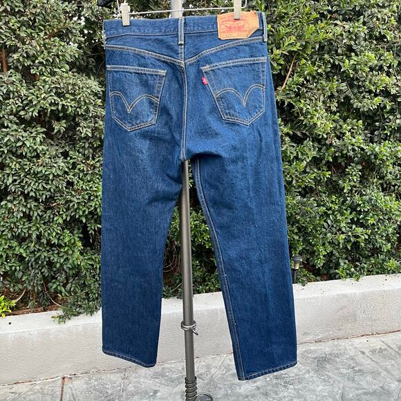 Levi’s 501 Buttonfly Blue Jeans Men’s 34 x 32 - Picture 3 of 9